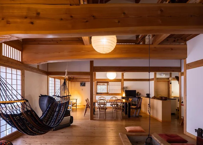 Villa Iizuna Plateau -飯綱高原の山荘-