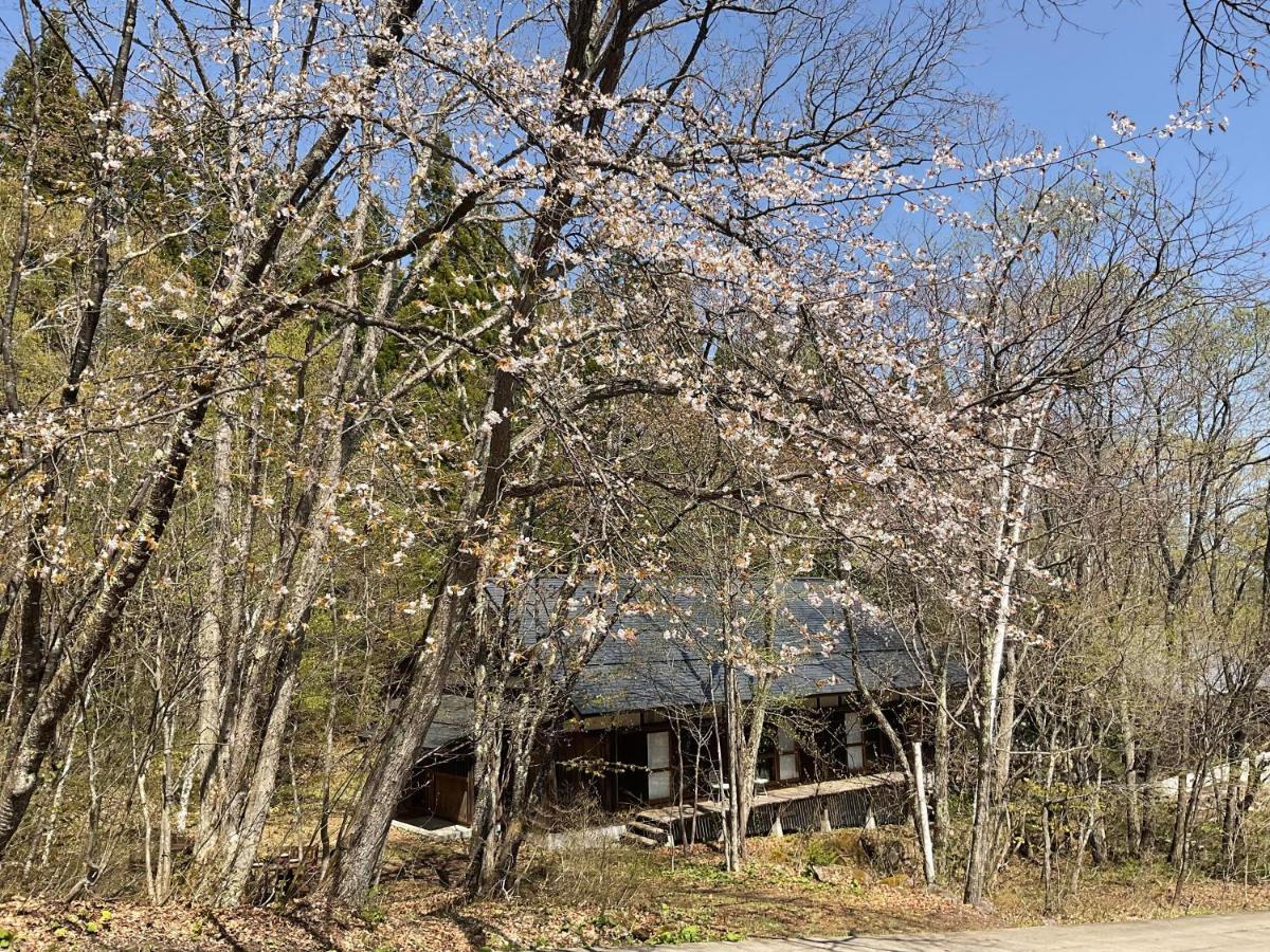Iizuna Plateau -飯綱高原の山荘- Holiday home *