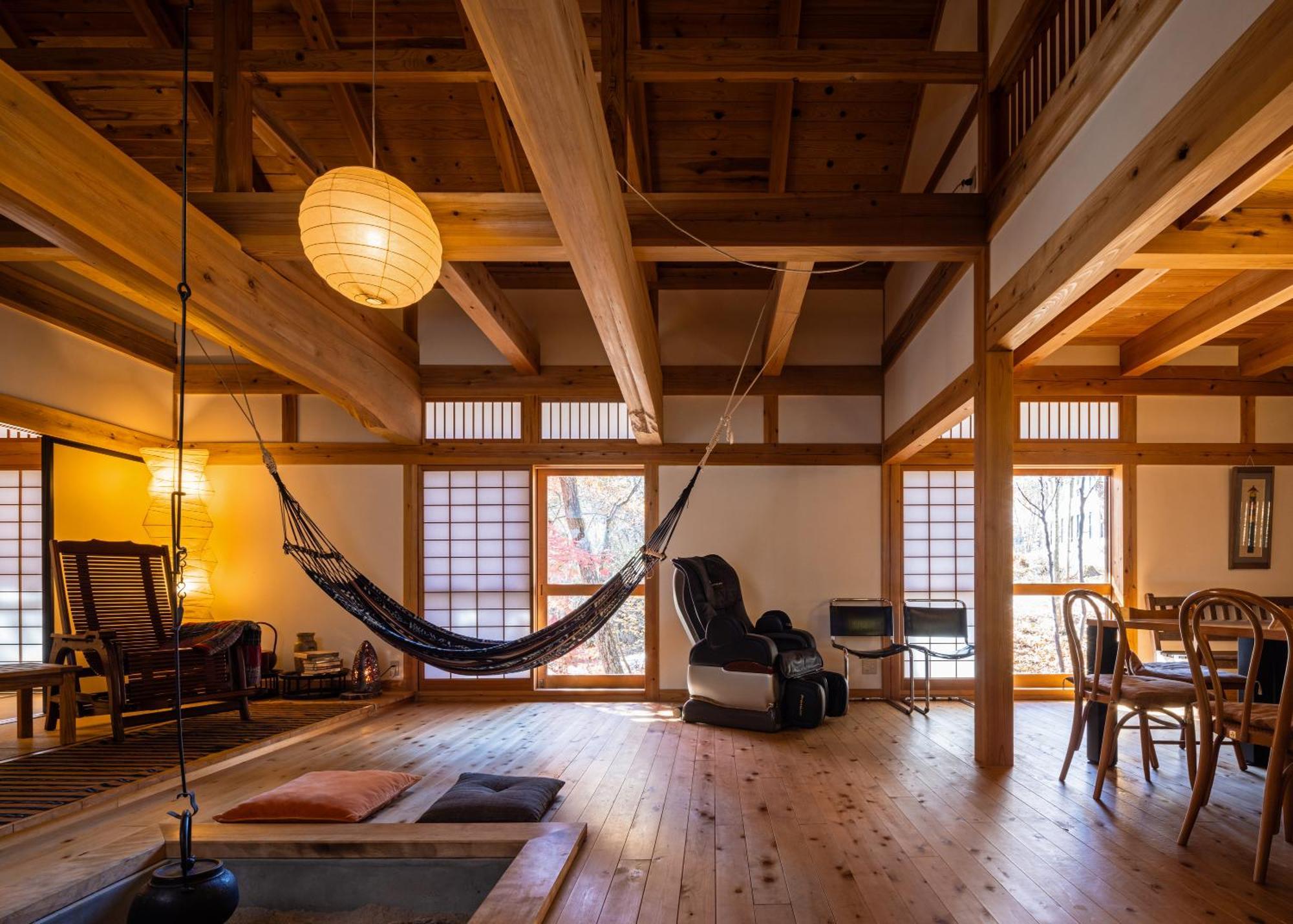Iizuna Plateau -飯綱高原の山荘-